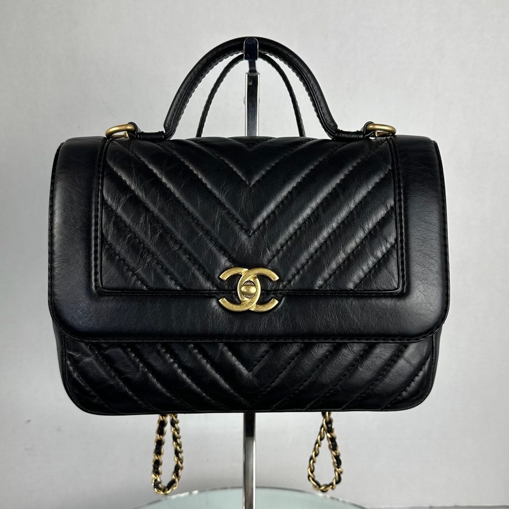Chanel Trendy CC Top Handle Flap Bag Black Chevron Leather GHW - Picture 3 of 17
